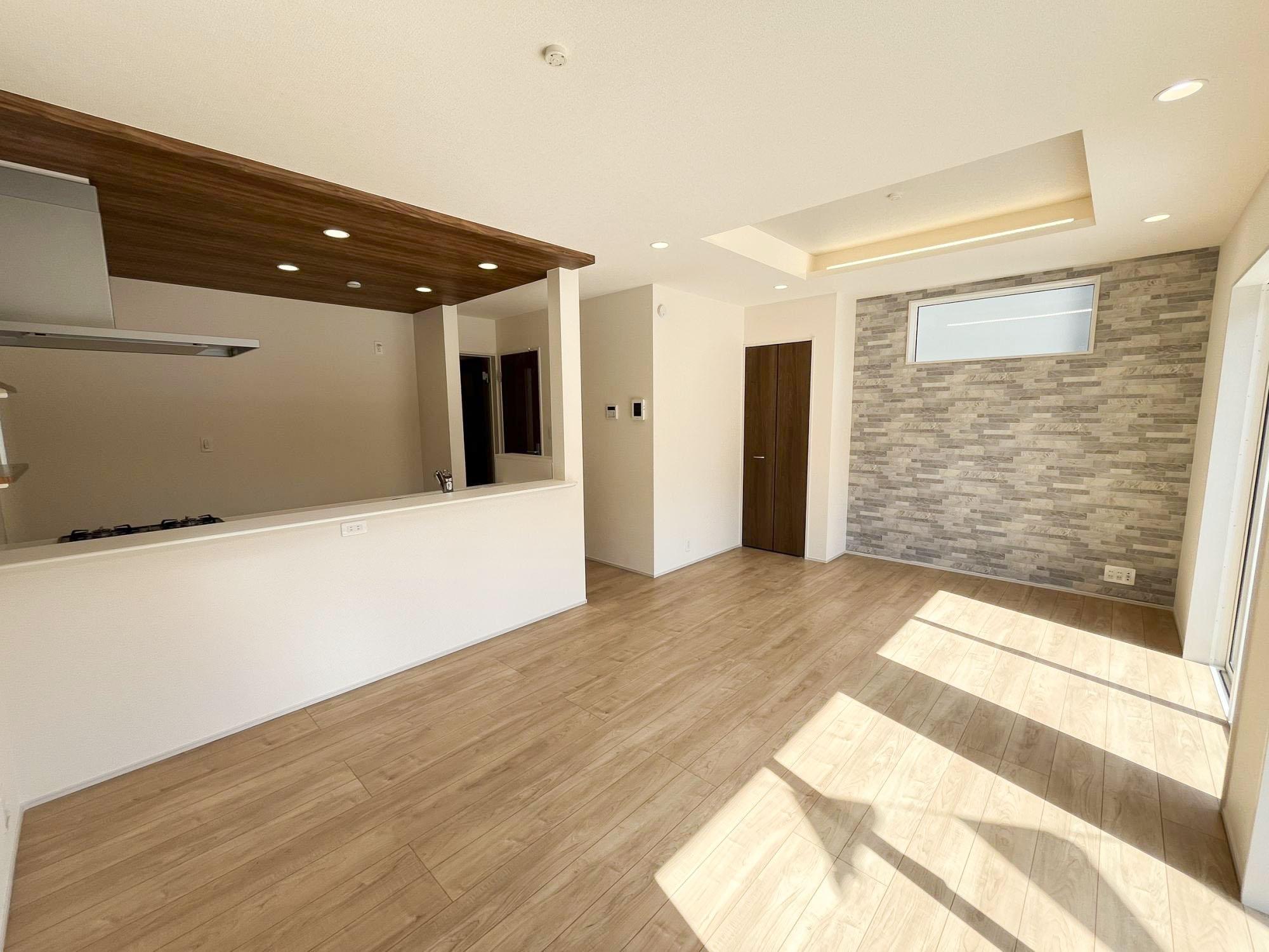 Brand New 3-Bedroom House in Iwato 7