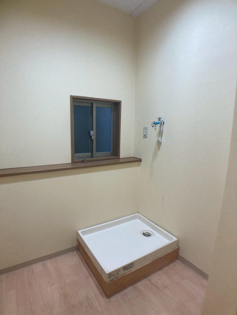 Spacious Property in Chuo 9