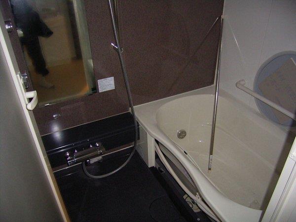 1-Bedroom Condo Near Station in Motoyoyogicho 5