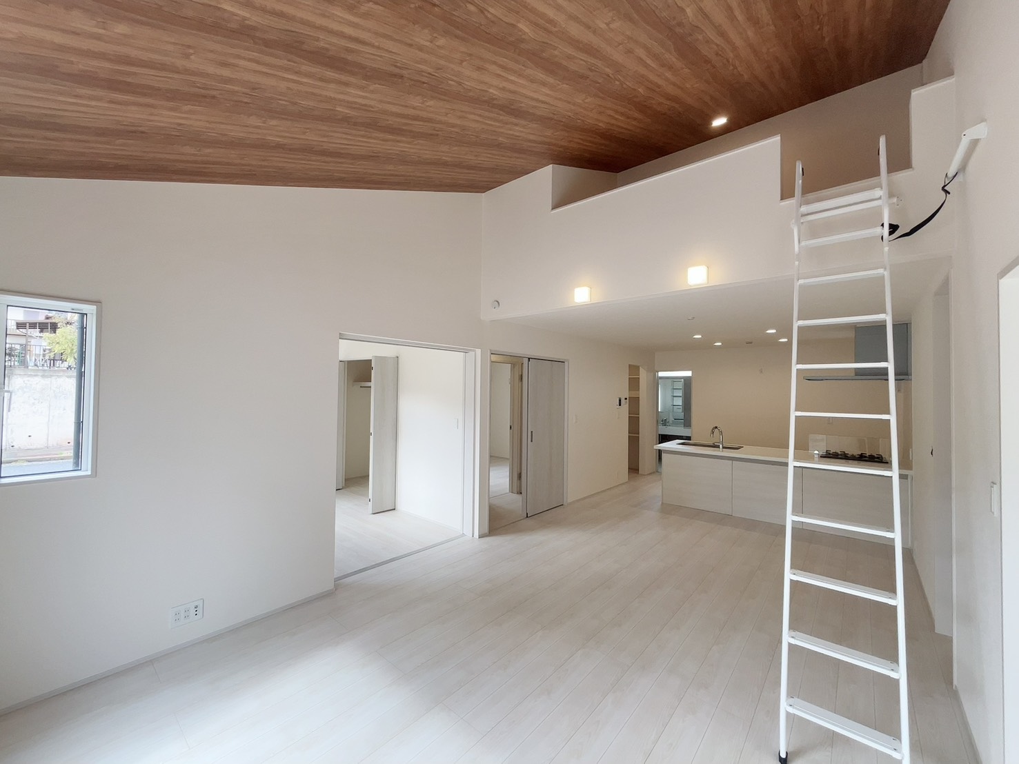 Brand New 3-Bedroom House in Tezukayamanishi 7