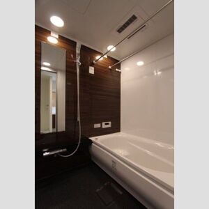 3-Bedroom Condo Near Station in Nibancho 3