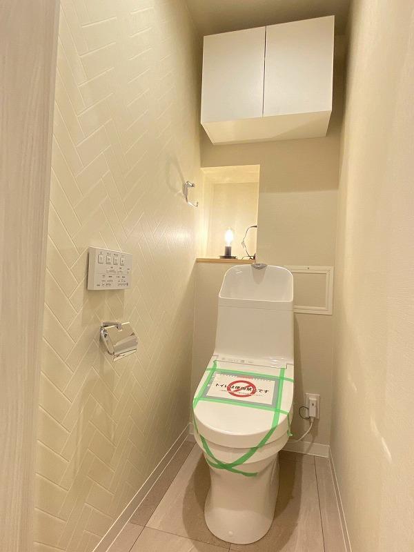 Well-Kept 2-Bedroom Condo Near Station in Toshima 7