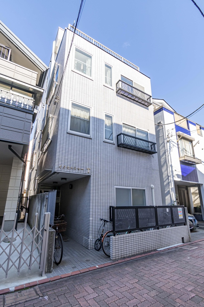 Classic Studio Property Near Station in Hatanodai 0