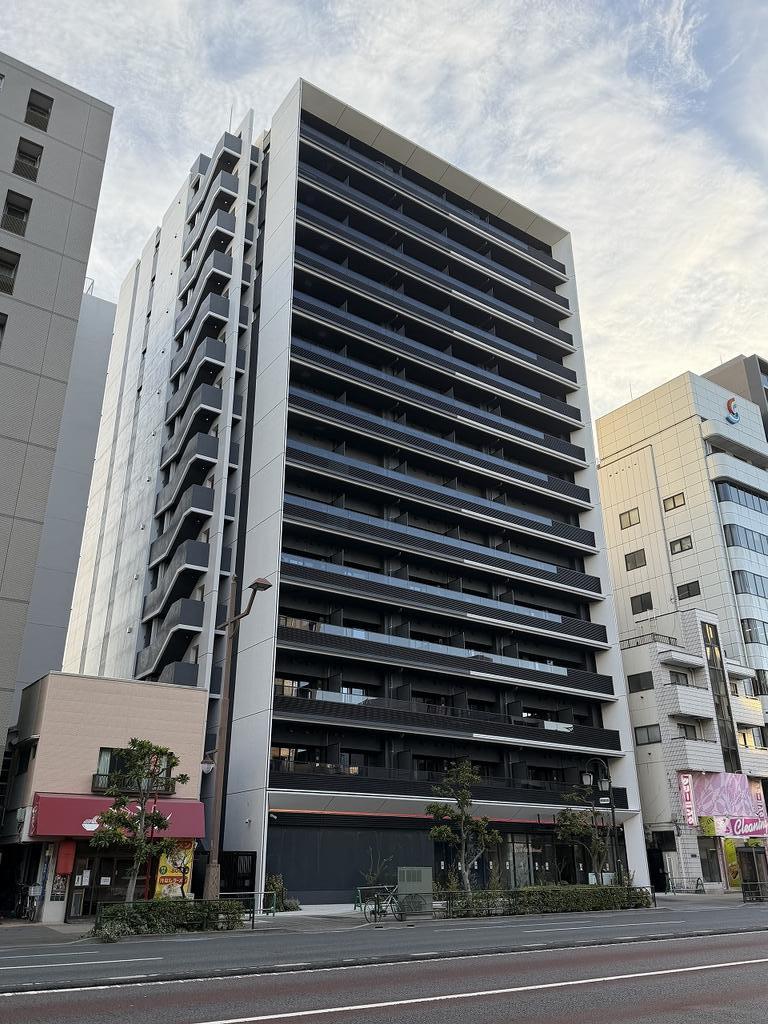 Brand New 2-Bedroom Condo Near Station in Toyo 0