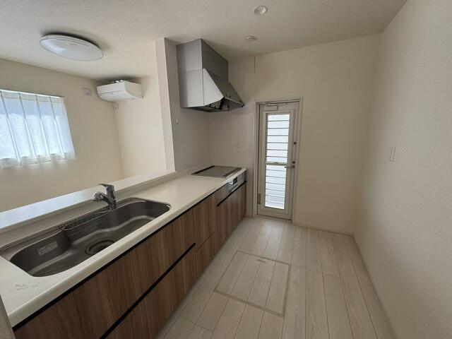 Brand New 4-Bedroom House Near Station in Kiyosakicho 9