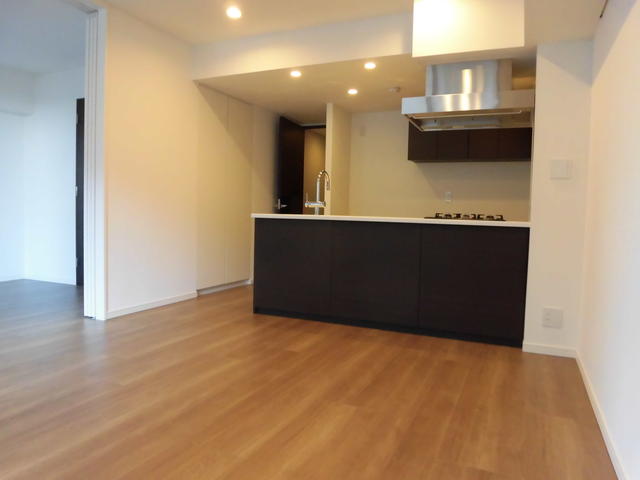 2-Bedroom Condo in Toyama(3-chome18.21-ban) 2