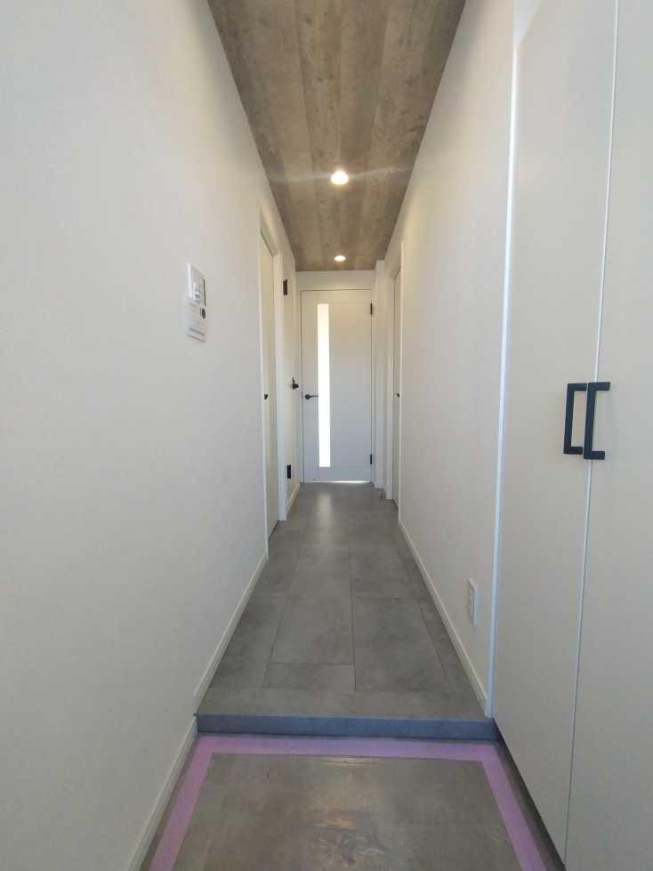 Classic 2-Bedroom Condo in Fukasawa 9