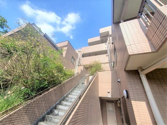 グリーンウッド新百合ヶ丘 1