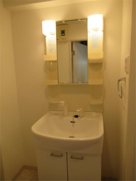 アトラス　カーロ浦和常盤弐番館 3