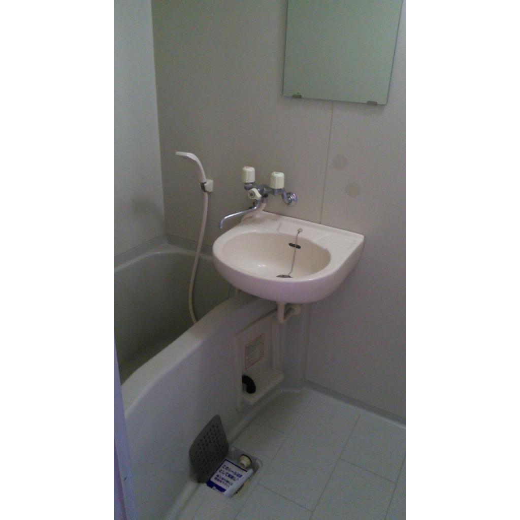 Studio Condo in Iga 9