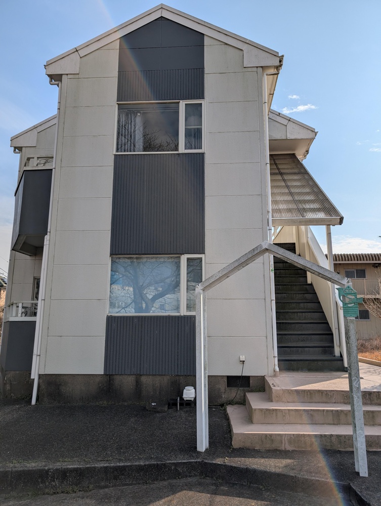 Charming 2-Bedroom Property in Dobyo 4