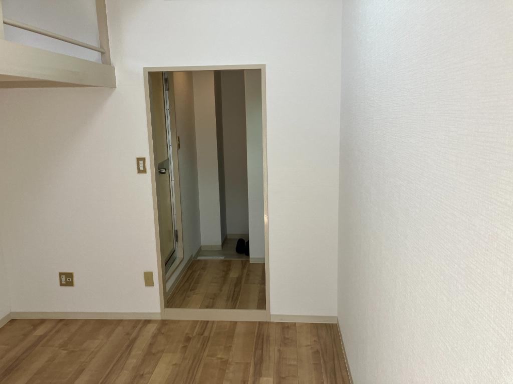 ヴィラ上町 6