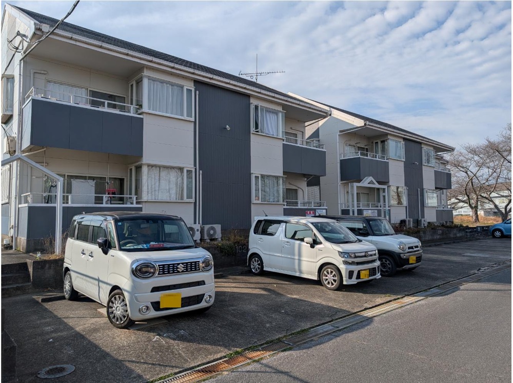 Charming 2-Bedroom Property in Dobyo 5