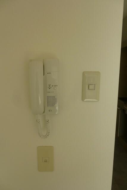 Well-Kept Studio Condo Near Station in Kasugaoka 7