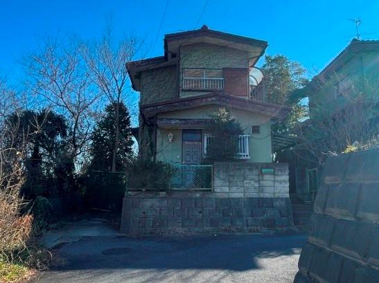 Classic 3-Bedroom House in Funako 0