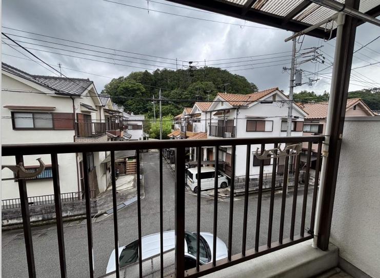Classic 3-Bedroom Property in Nishiuneno 2
