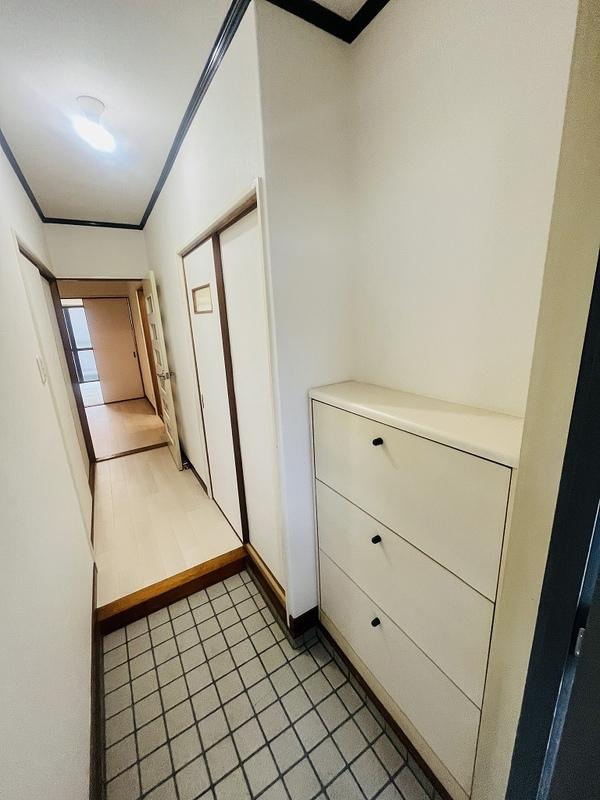 Classic 2-Bedroom Condo in Yagochi(2-chome) 9