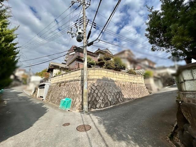 奈良県奈良市あやめ池北3丁目 中古戸建 3