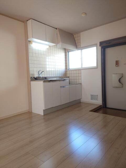 ナンバパナハイツ 4