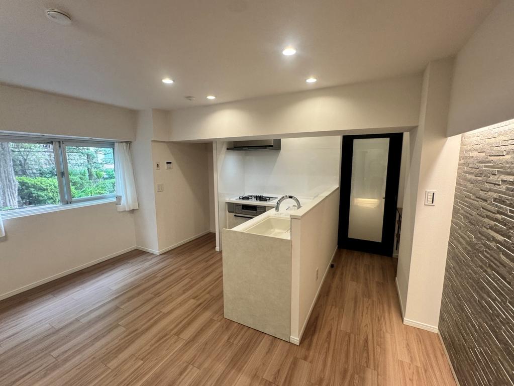 秀和高輪レジデンス 1