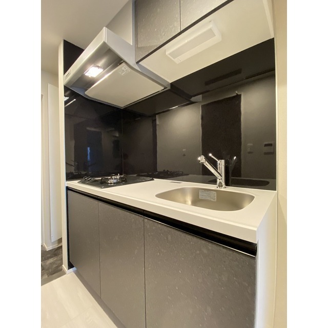 Ａｎｅｌａ　Ｃｏｕｒｔ 5