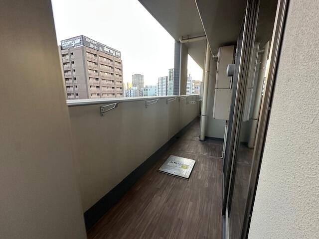 Modern 3-Bedroom Condo Near Station in Shinkawa 4