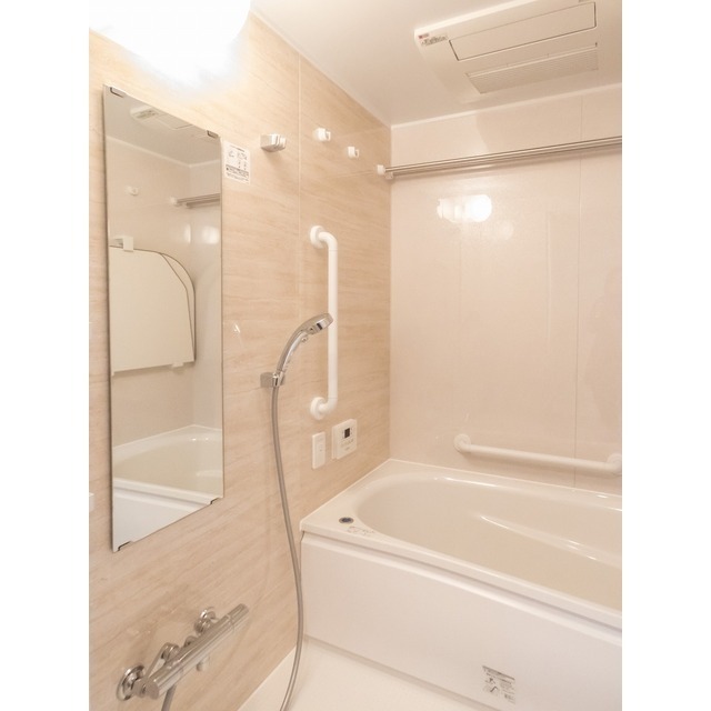 Modern 1-Bedroom Condo Near Station in Konan shinagawaintashiteic-to(chika 7