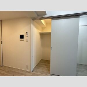Brand New 1-Bedroom Condo Near Station in Tabatashimmachi 8