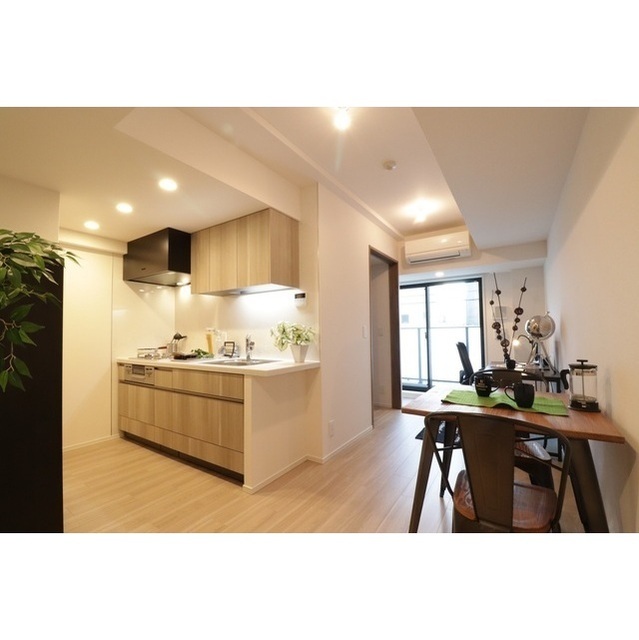 ＬａＳａｎｔｅ　上野 5