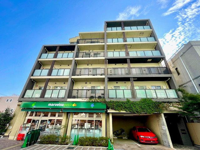 レジディア千駄木 1