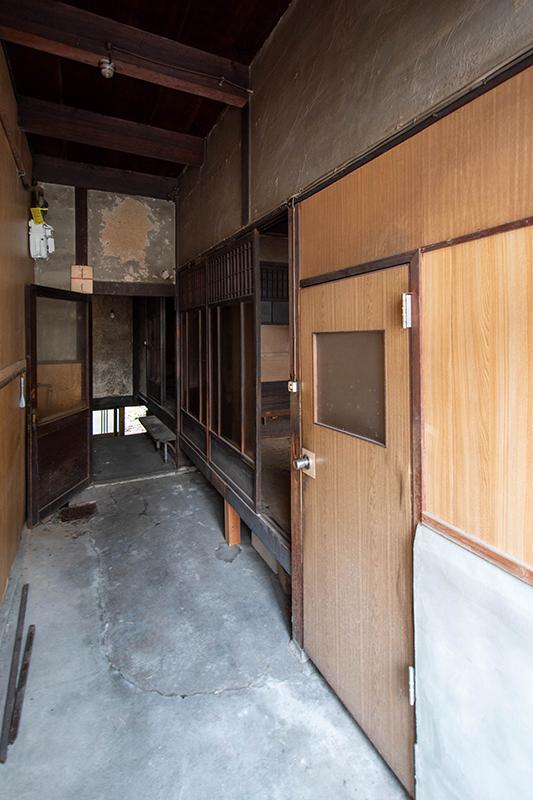 Well-Kept 7-Bedroom House Near Station in Awataguchi kachocho 3