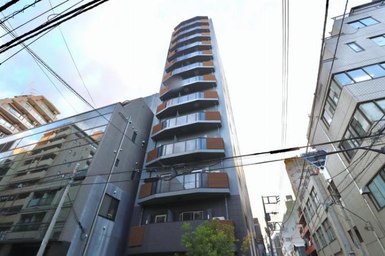 Modern 1-Bedroom Condo Near Station in Kitaueno 0