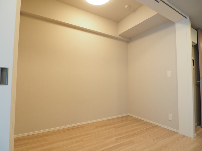 Brand New 1-Bedroom Condo Near Station in Yaesu(1-chome) 5
