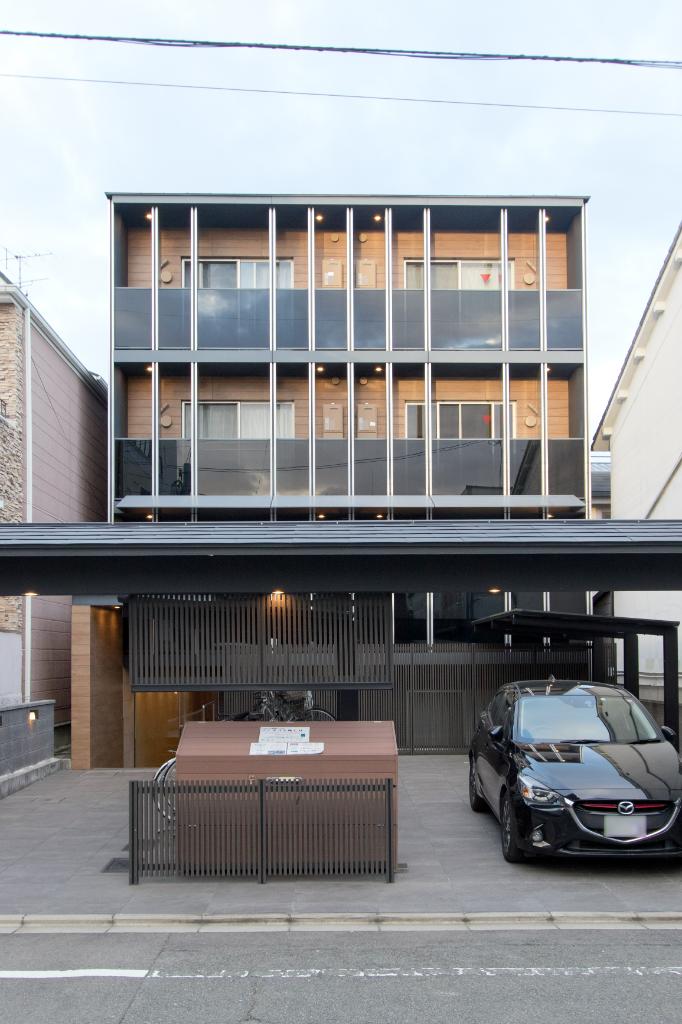 1-Bedroom Condo in Itchome 0