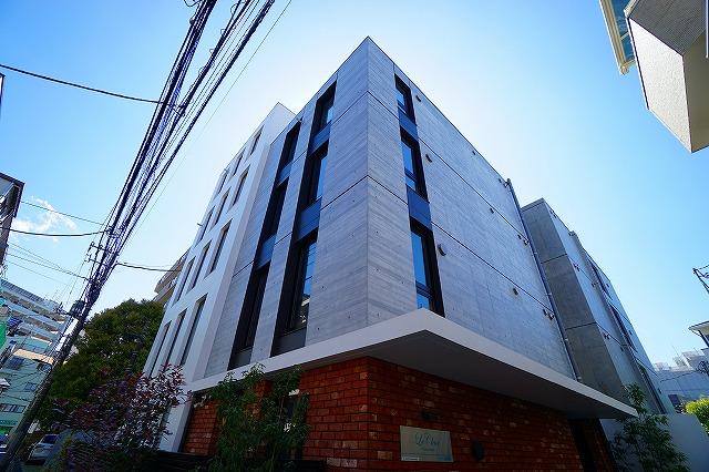 Modern 2-Bedroom Condo Near Station in Takadanobaba 0