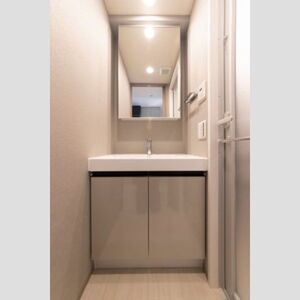 Modern Studio Condo in Sendagi 7