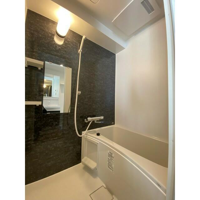 Brand New 1-Bedroom Condo in Minamijozenjicho 9
