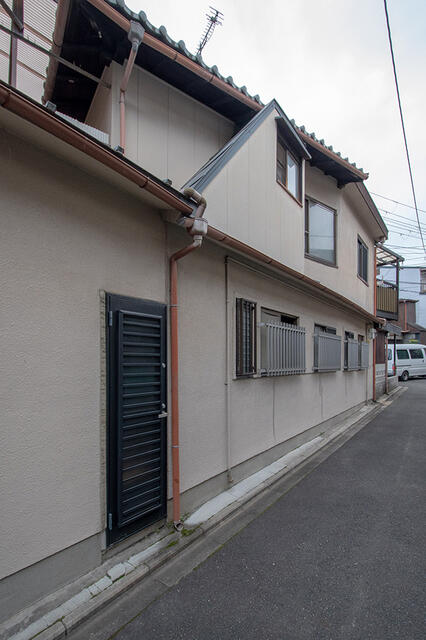 Classic 5-Bedroom House Near Station in Awataguchi toriicho 7