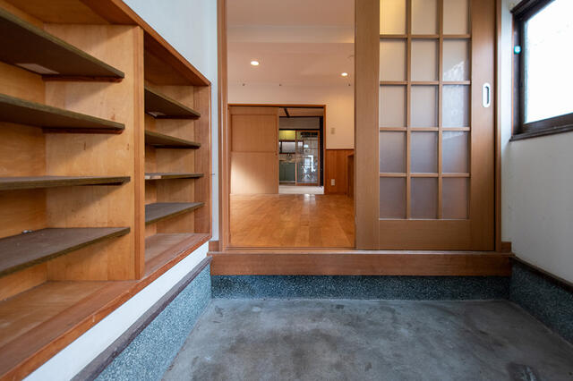 Classic 5-Bedroom House Near Station in Awataguchi toriicho 8