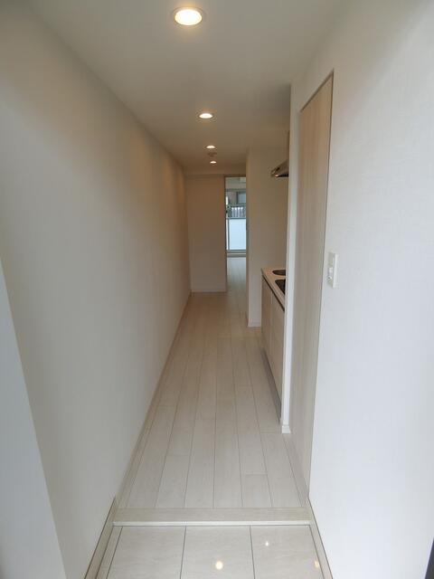 クレストコート綾瀬 3