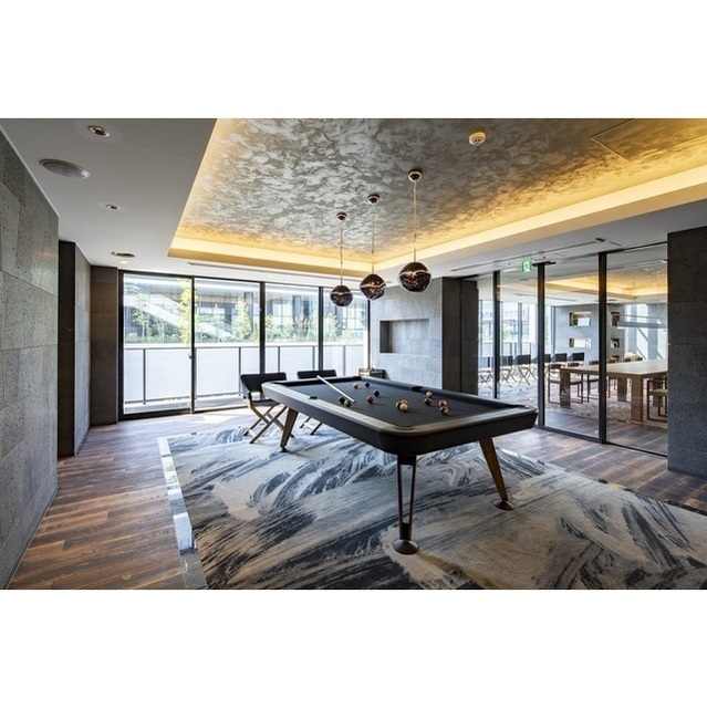 Modern 2-Bedroom Condo Near Station in Kaigan(3-chome) 3