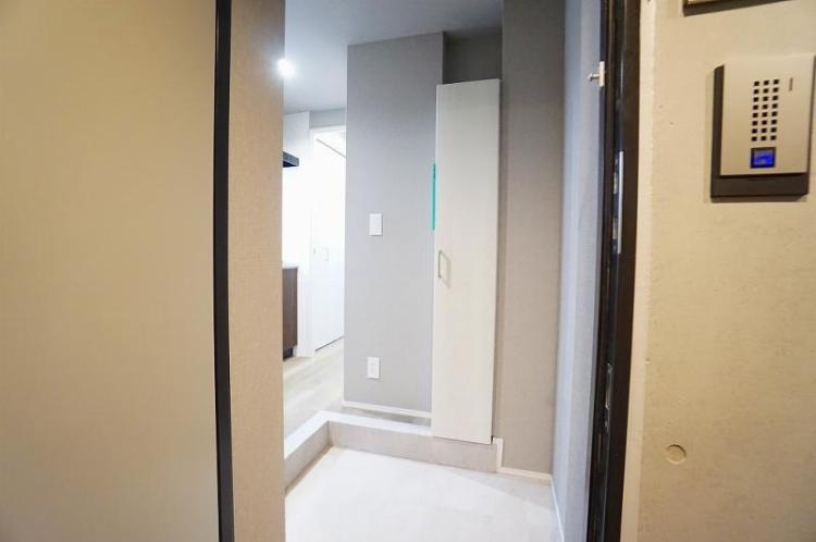 Brand New 2-Bedroom Condo Near Station in Nakakasai 5