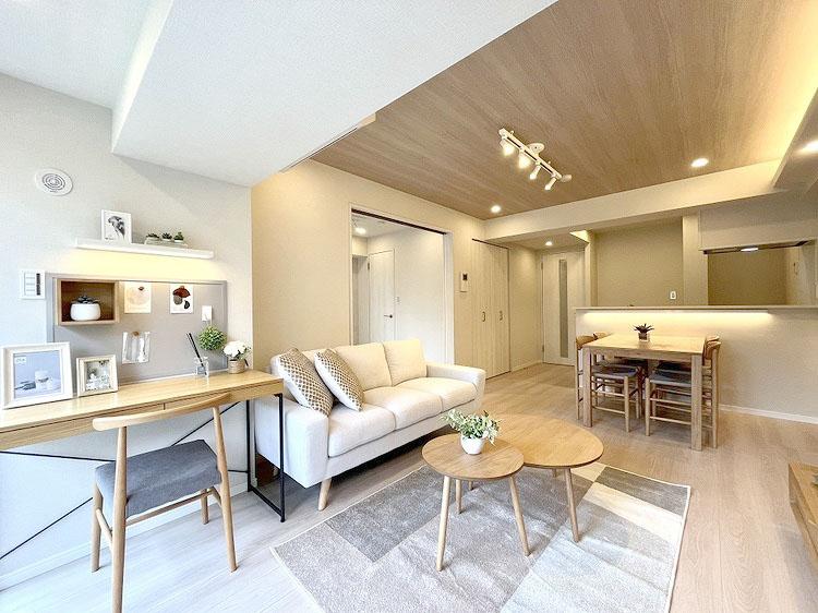 Charming 3-Bedroom Condo in Ukima 2