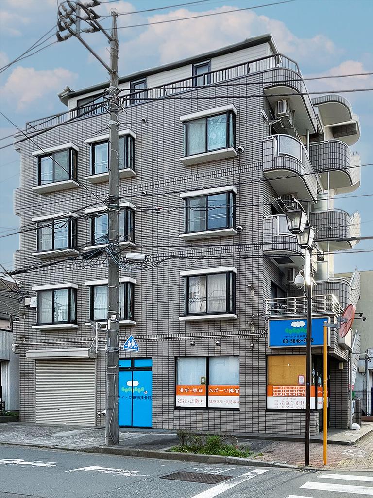 Classic 2-Bedroom Condo in Tagara 0