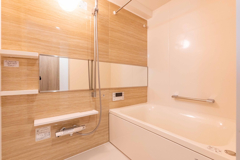 Charming 3-Bedroom Condo in Ukima 7