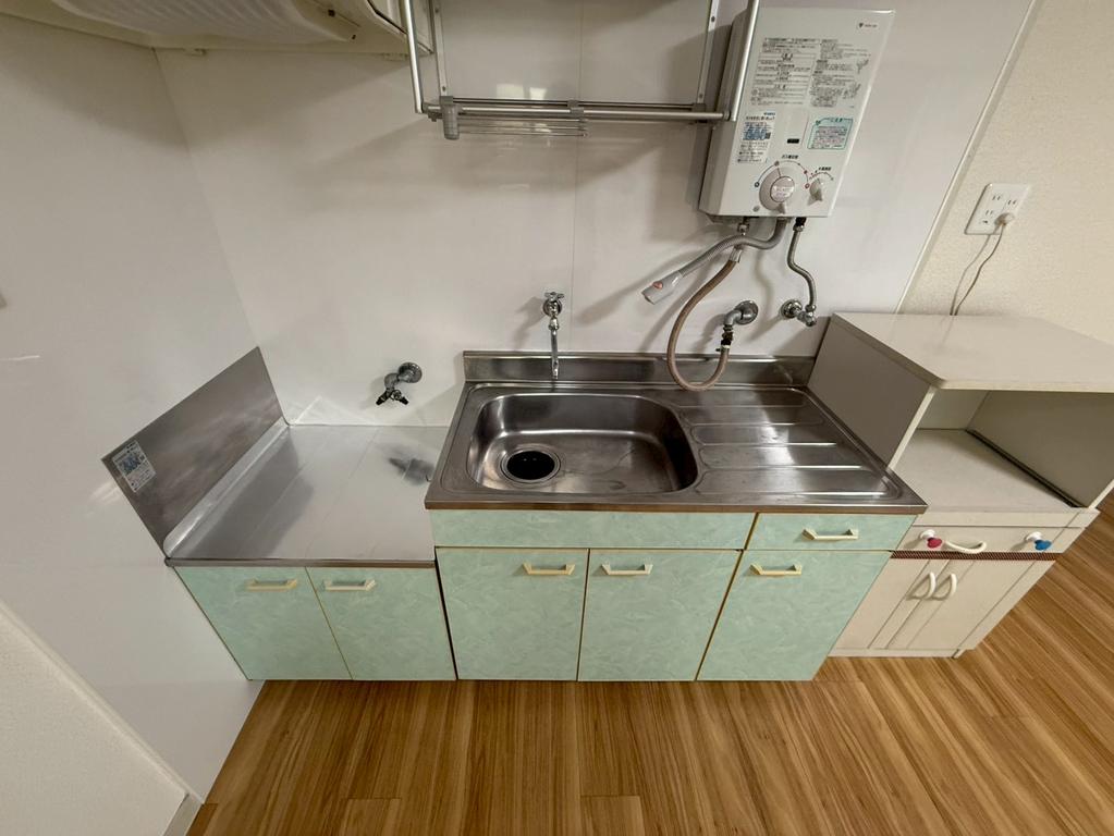 Well-Kept Studio Condo Near Station in Nishinakajima 5