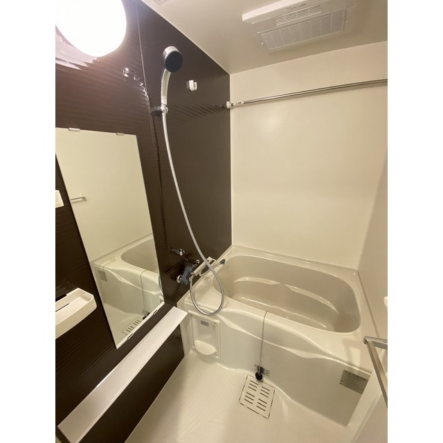 コンフォリア・リヴ千住 6