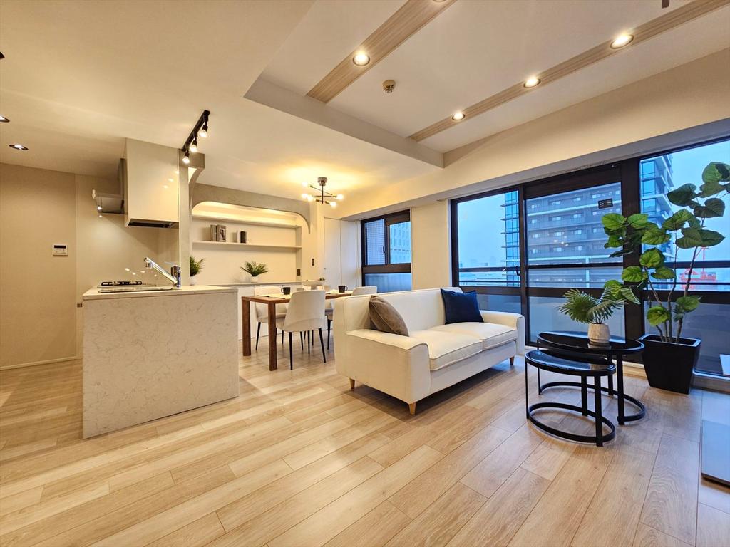 Classic 3-Bedroom Condo Near Station in Higashikozucho 3