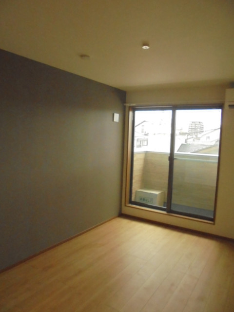 Modern Studio Condo in Teramae 2