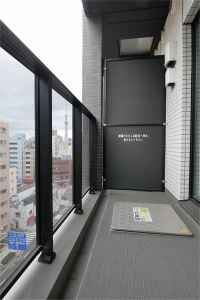 Modern Studio Condo Near Station in Asakusabashi 8